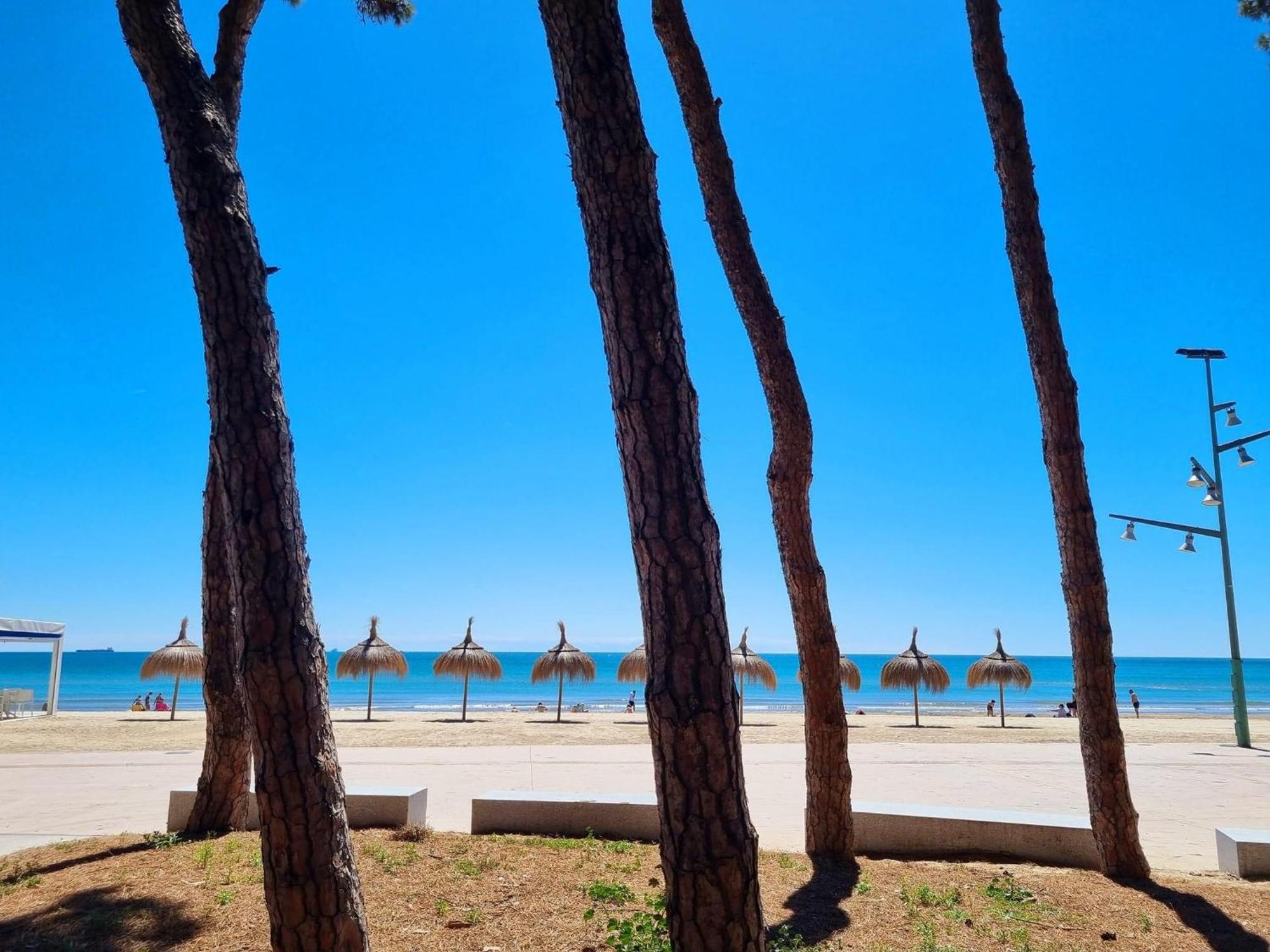 Apartbeach Golden I Muy Luminoso Junto Playa Y Climatizado Salou Exterior foto